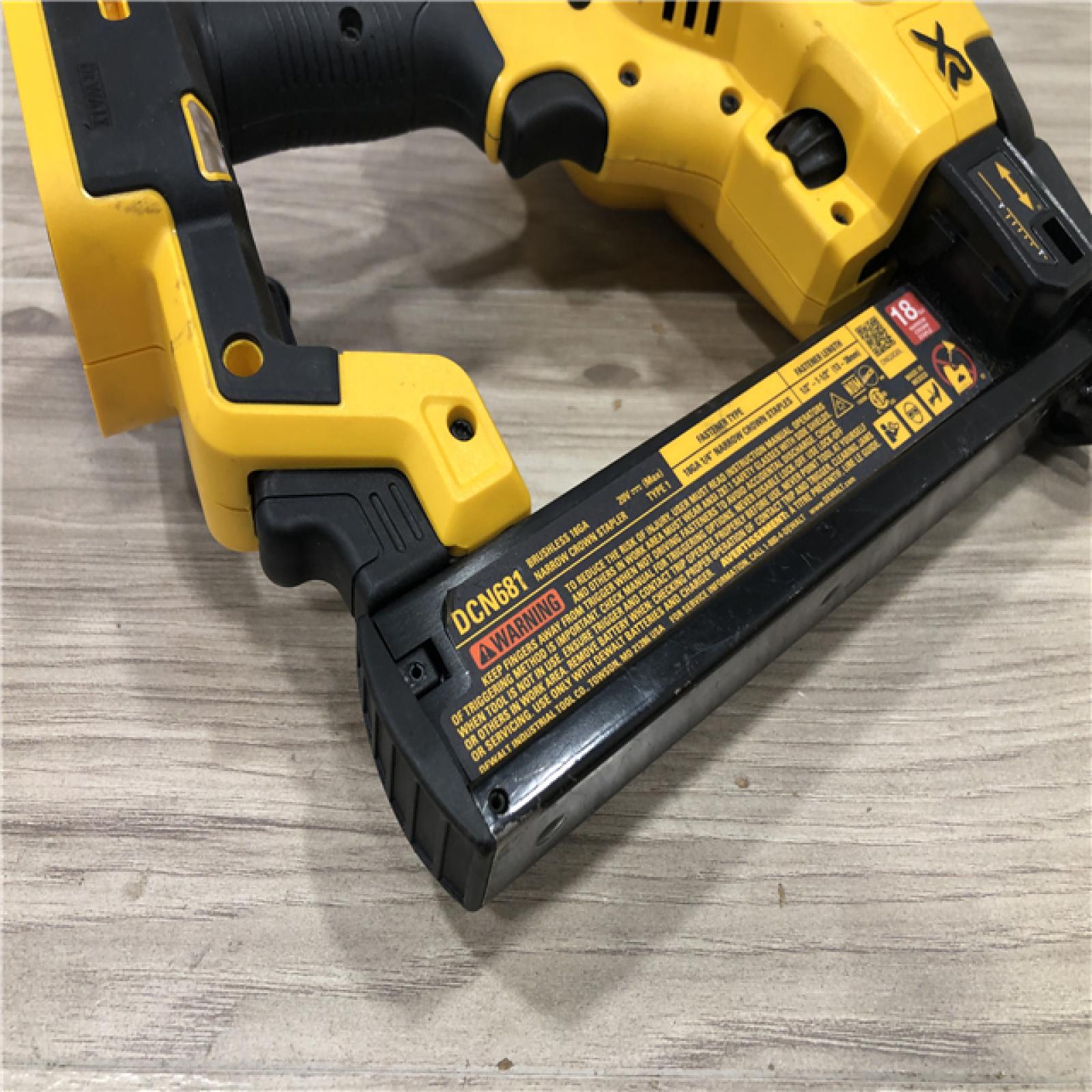 AS-IS DeWALT DCN681D1 20V MAX 18ga Cordless Narrow Crown Stapler Kit