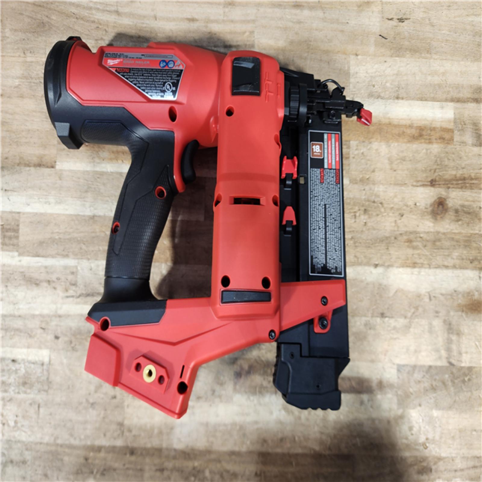 HOUSTON LOCATION - AS-IS (APPEARS LIKE NEW) Milwaukee FUEL 18-Volt Lithium-Ion Brushless Cordless Gen II 18-Gauge Brad Nailer (Tool-Only)