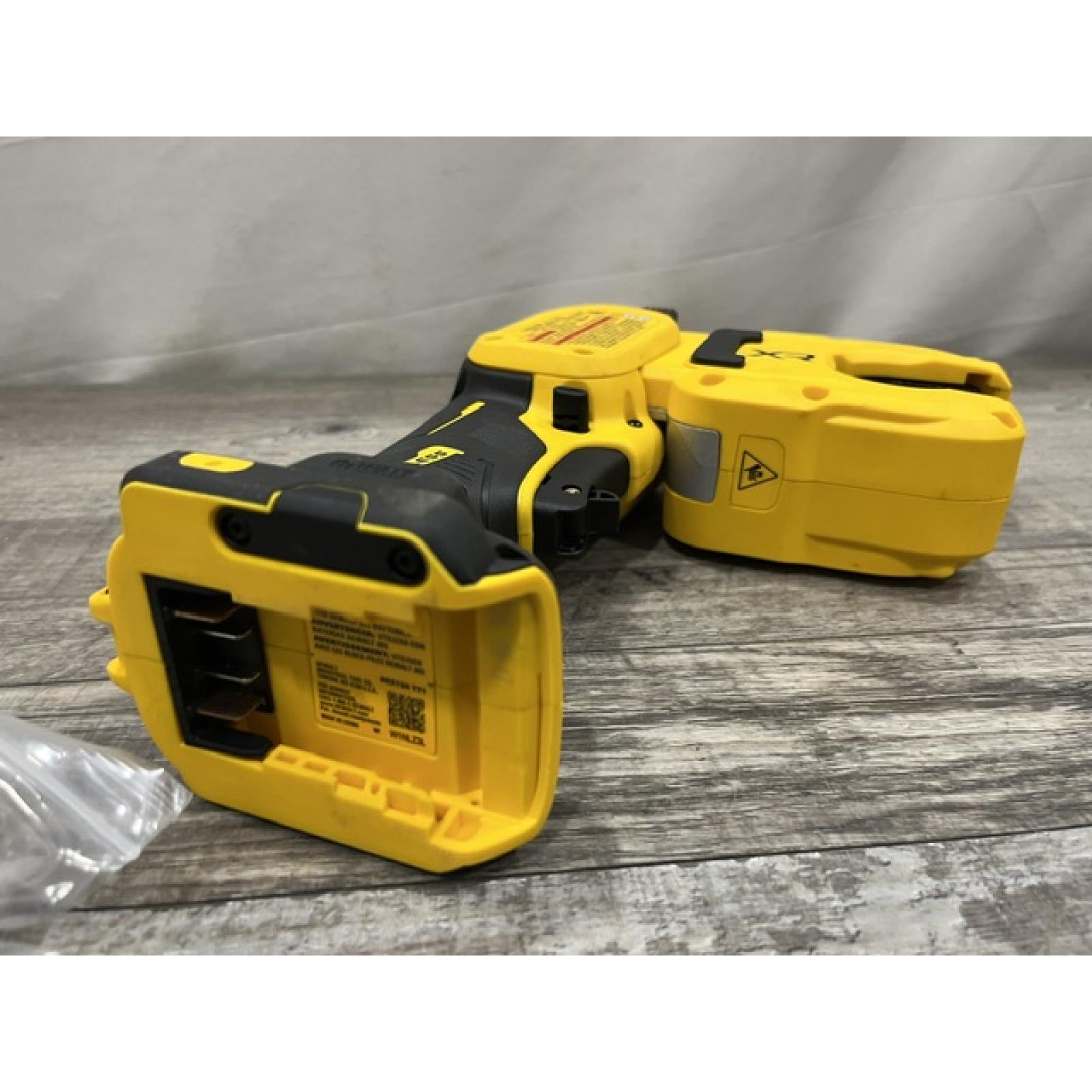 AS-IS DEWALT 20-Volt MAX XR Copper Cutter (Tool Only)