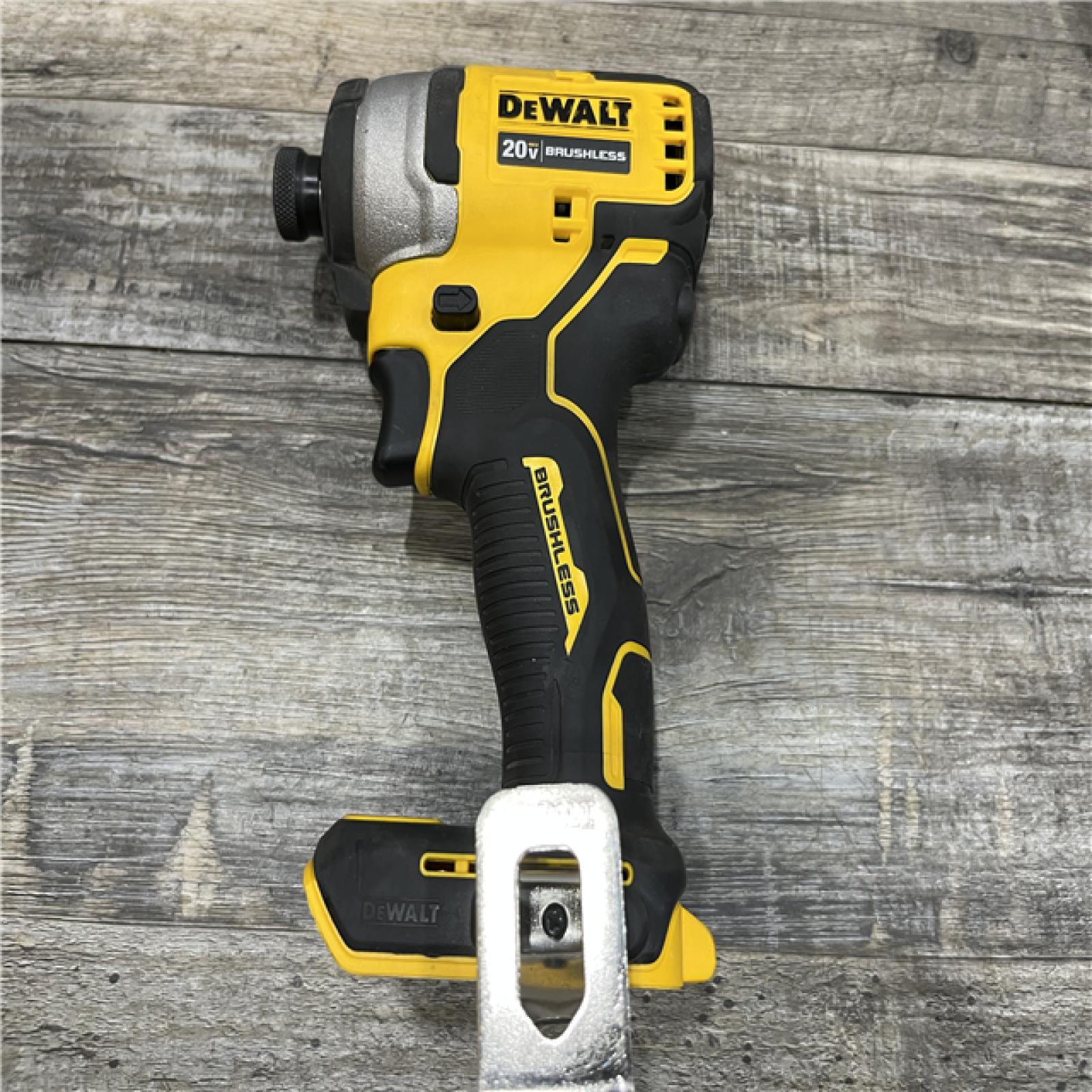 AS-IS DEWALT Atomic 20V Max Lithium-Ion Brushless Cordless Compact 1/4 in. Impact Driver Kit