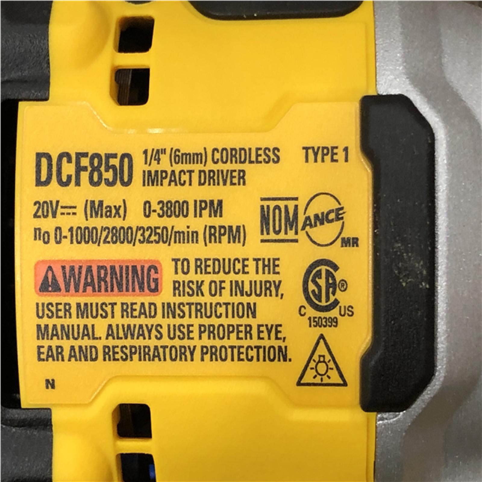 AS-IS DEWALT ATOMIC 20V MAX Lithium-Ion Cordless 1/4 in. Brushless Impact Driver Kit