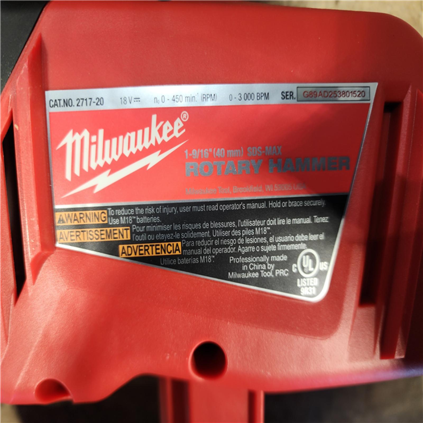 HOUSTON LOCATION - AS-IS Milwaukee FUEL 18V Lithium-Ion Brushless Cordless 1-9/16 in. (Tool-Only)