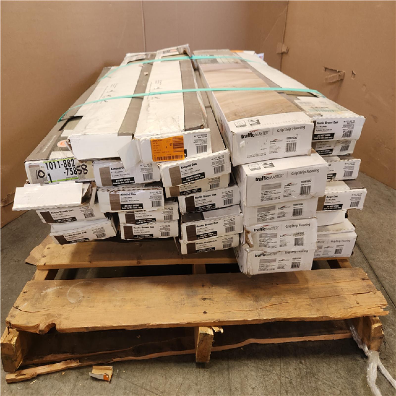 Phoenix Mixed Traffic Master Flooring Pallet (34-Pieces)