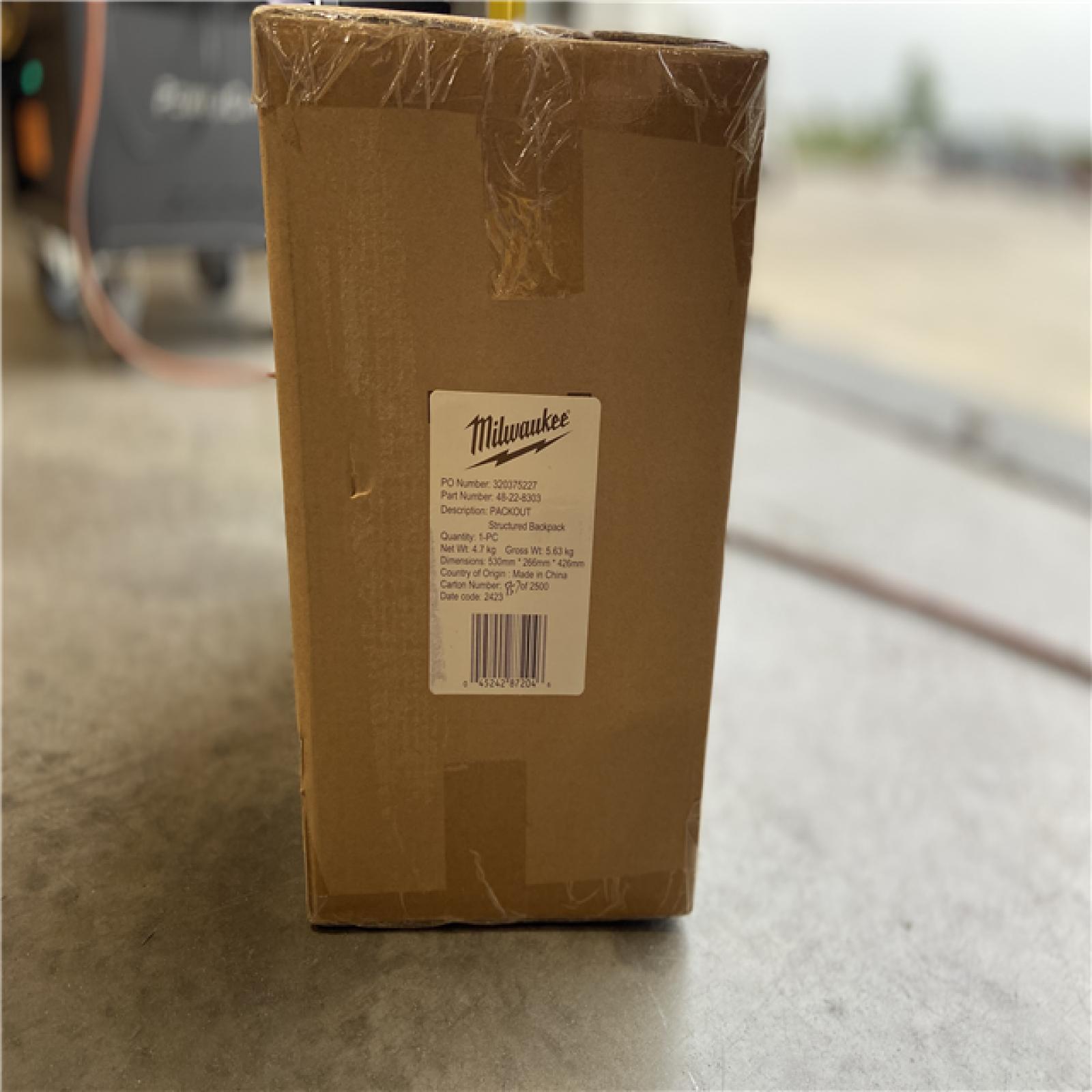 NEW! - Milwaukee PACKOUT Structured Backpack