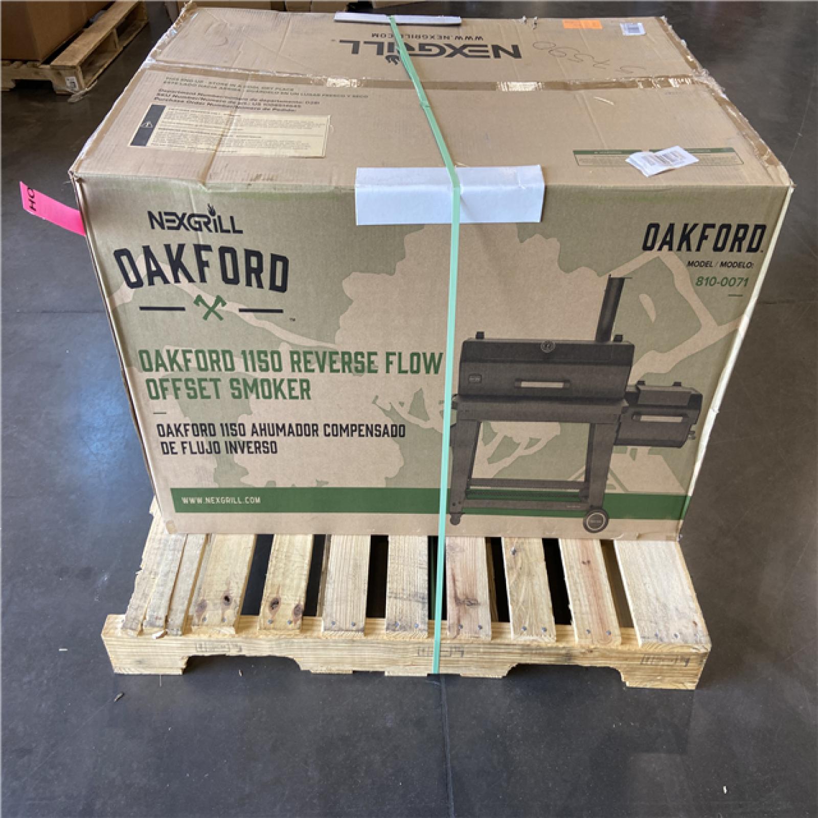 DALLAS LOCATION -  Nexgrill Oakford 1150 Reverse Flow Offset Smoker Charcoal Grill in Black
