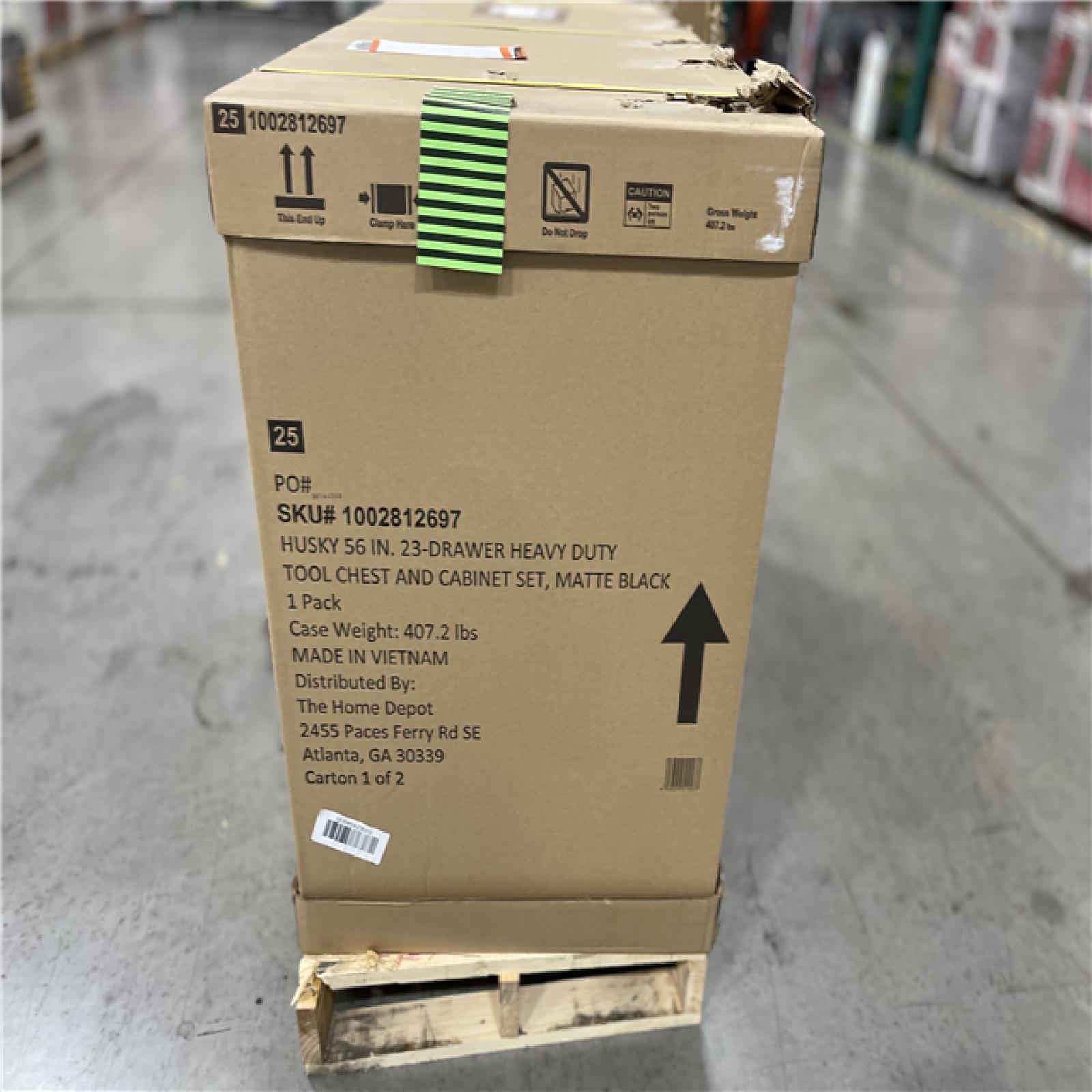 DALLAS LOCATION - Husky 56 in. W x 22 in. D Heavy Duty 12-Drawer Combination Rolling Tool Chest