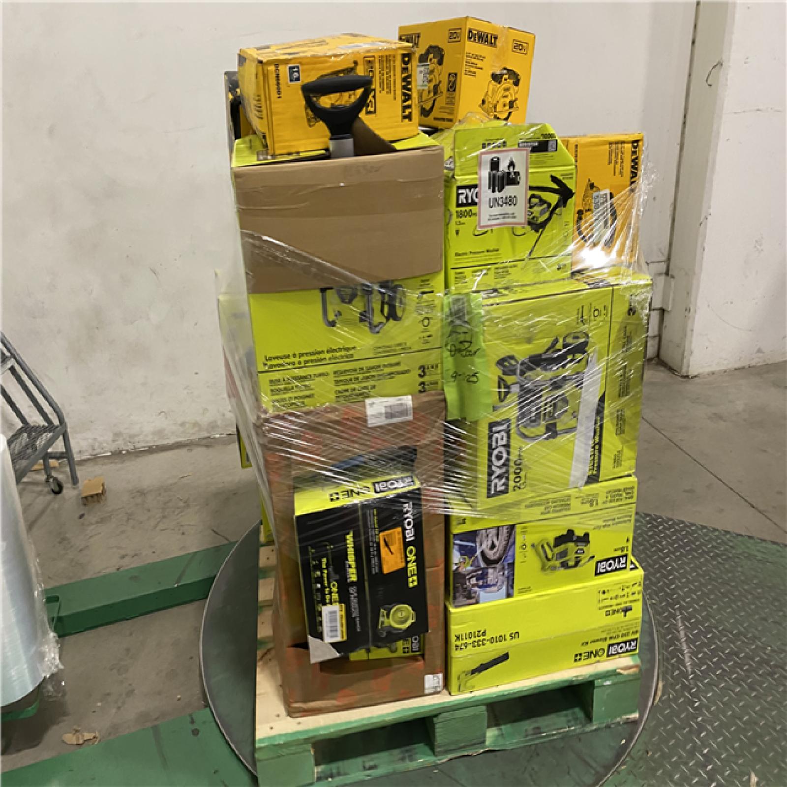 Dallas Location - As-Is Tool Pallet