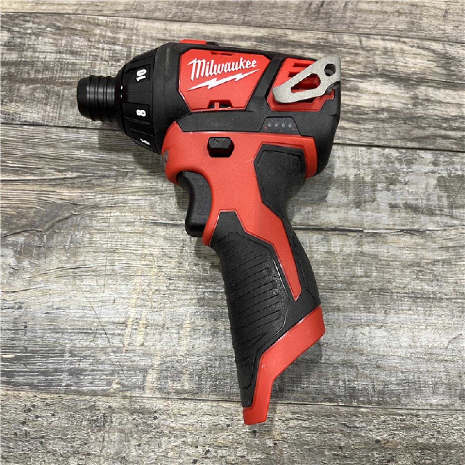 AS-IS Milwaukee 12V Lithium-Ion Cordless 1/4 in. Hex Screwdriver Kit