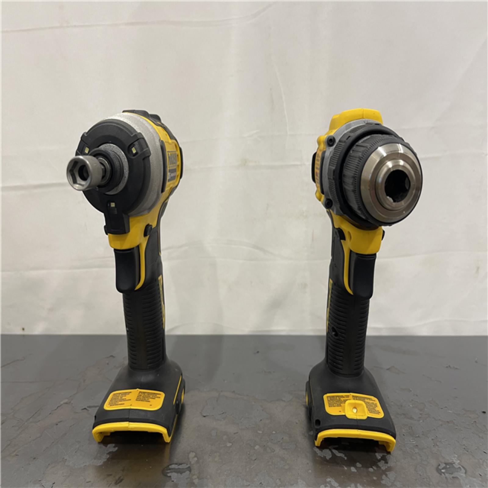 AS-IS- DEWALT ATOMIC 20-Volt MAX Lithium-Ion Cordless Combo Kit (2-Tool) with (2) 2.0Ah Batteries  Charger and Bag