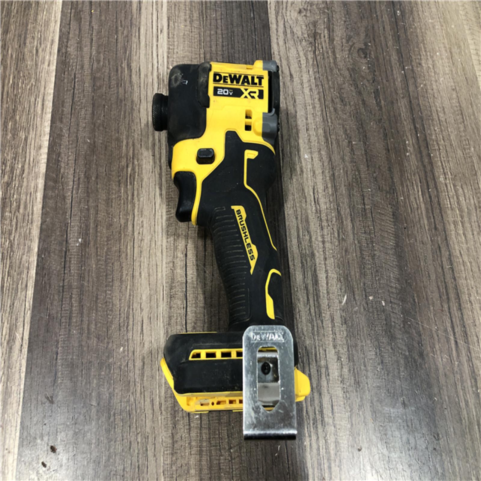 AS-IS DEWALT 20V XR Brushless Cordless 1/4 in. Quiet Hydraulic Impact Driver (Tool-Only)