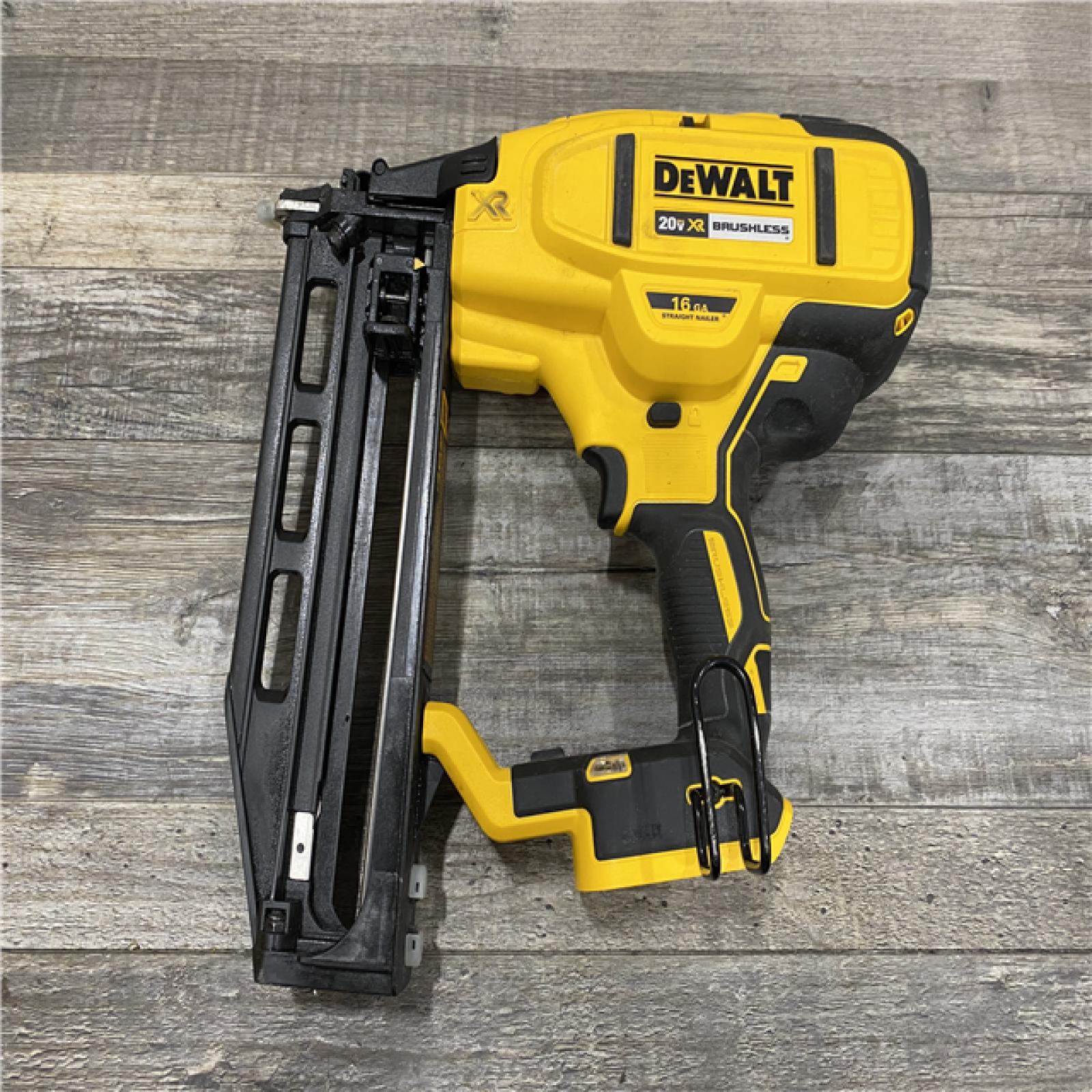 AS-IS DEWALT 20V MAX XR 16-Gauge Lithium-Ion Cordless Finish Nailer (Tool Only)