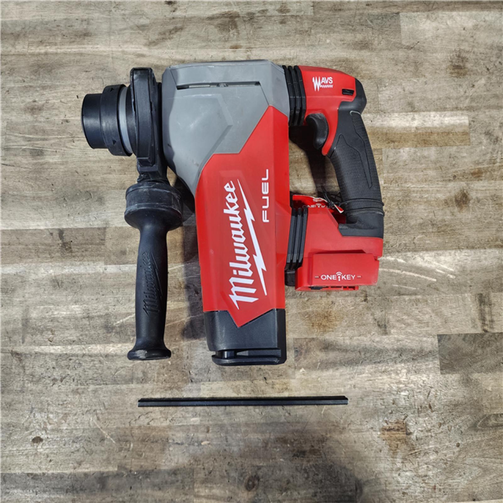 HOUSTON LOCATION - AS-IS Milwaukee 2915-20 M18 FUEL 18-Volt Lithium-Ion Brushless Cordless SDS-Plus 1-1/8 in. Rotary Hammer Drill (Tool-Only)