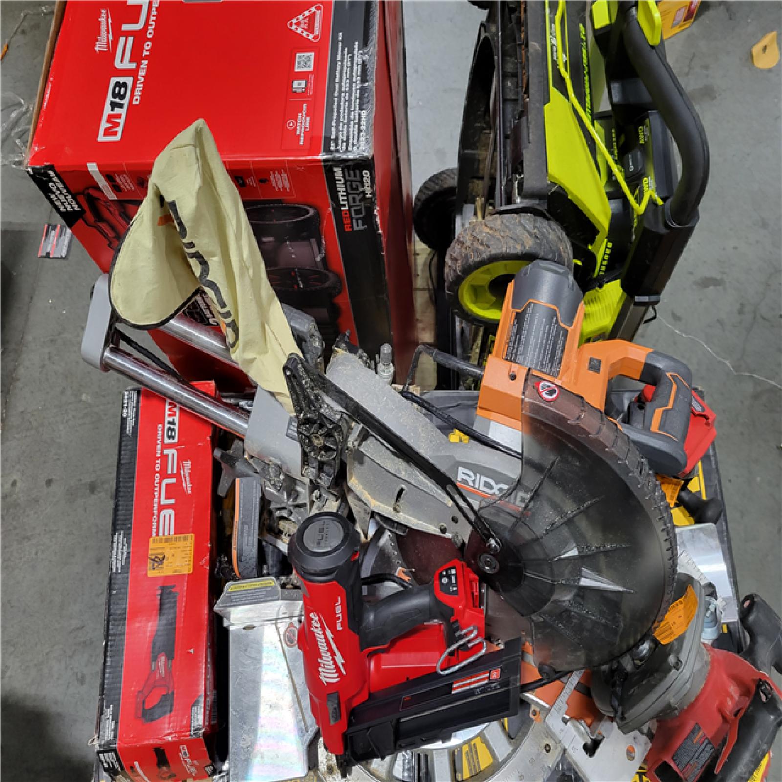 CALIFORNIA AS-IS TOOL PALLET