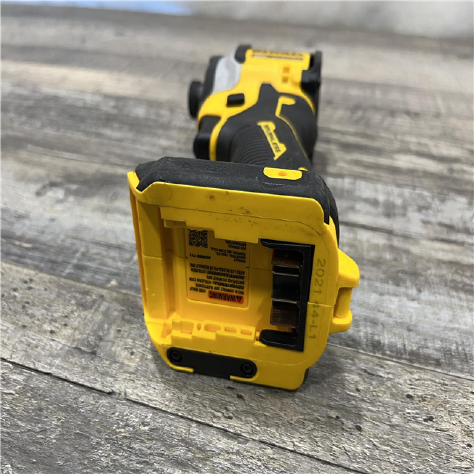 AS-IS DEWALT ATOMIC 20V MAX Cordless Brushless Compact 1/4 in. Impact Driver (Tool Only)