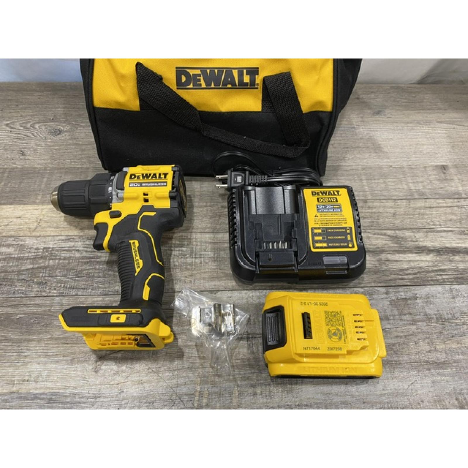 AS-IS DEWALT ATOMIC 20-Volt MAX Lithium-Ion Cordless Combo Kit
