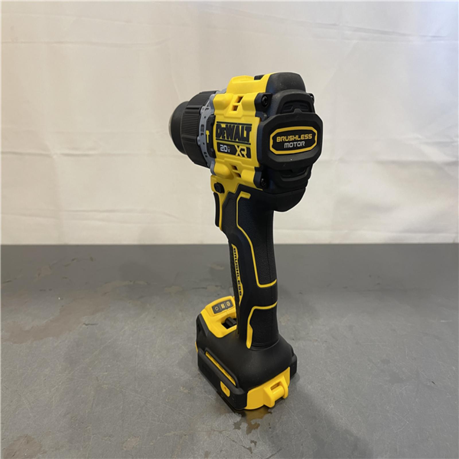 AS-IS- DEWALT 20-Volt Compact Cordless 1/2 in. Hammer Drill