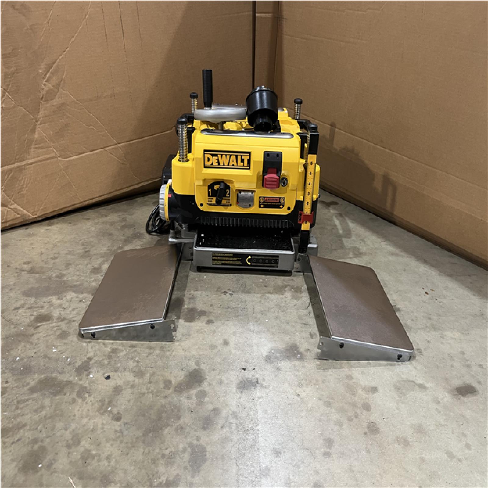 Houston Location AS-IS DEWALT 13 2 Speed 3-Knife Thickness Planer