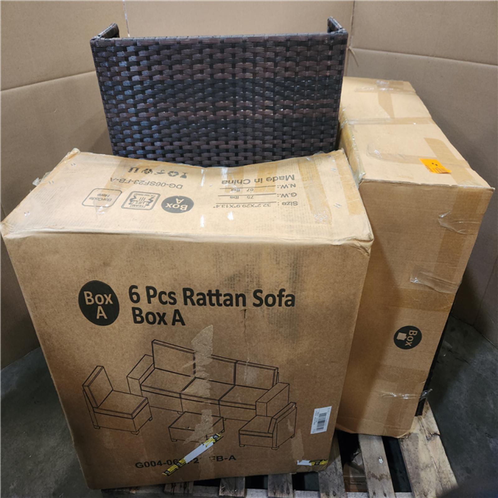 Phoenix Halmuz 5-Piece Wicker Patio Conversation Set with Sand Cushions