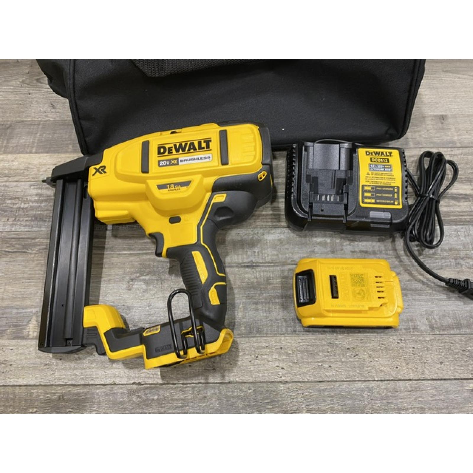 AS-IS DEWALT 20V MAX XR Lithium-Ion Cordless 18-Gauge Narrow Crown Stapler Kit