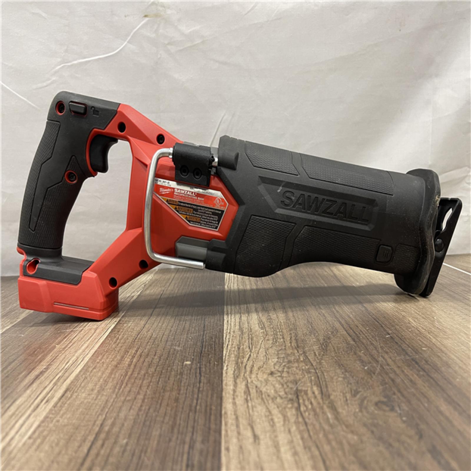 AS-IS Milwaukee FUEL GEN-2 18V Lithium-Ion Brushless Cordless SAWZALL Reciprocating Saw (Tool-Only)