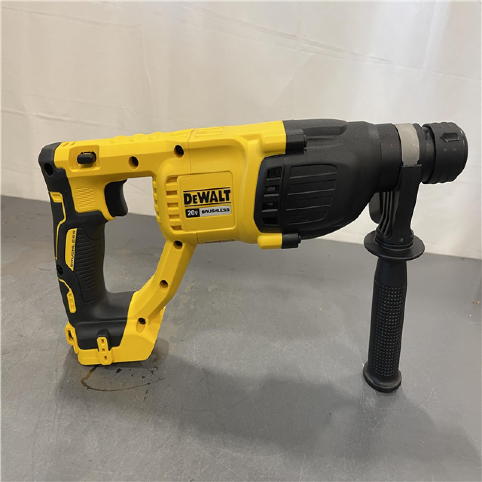 AS-IS - DeWalt 20V MAX Cordless Brushless 1 in. SDS Plus D-Handle Concrete and Masonry Rotary Hammer