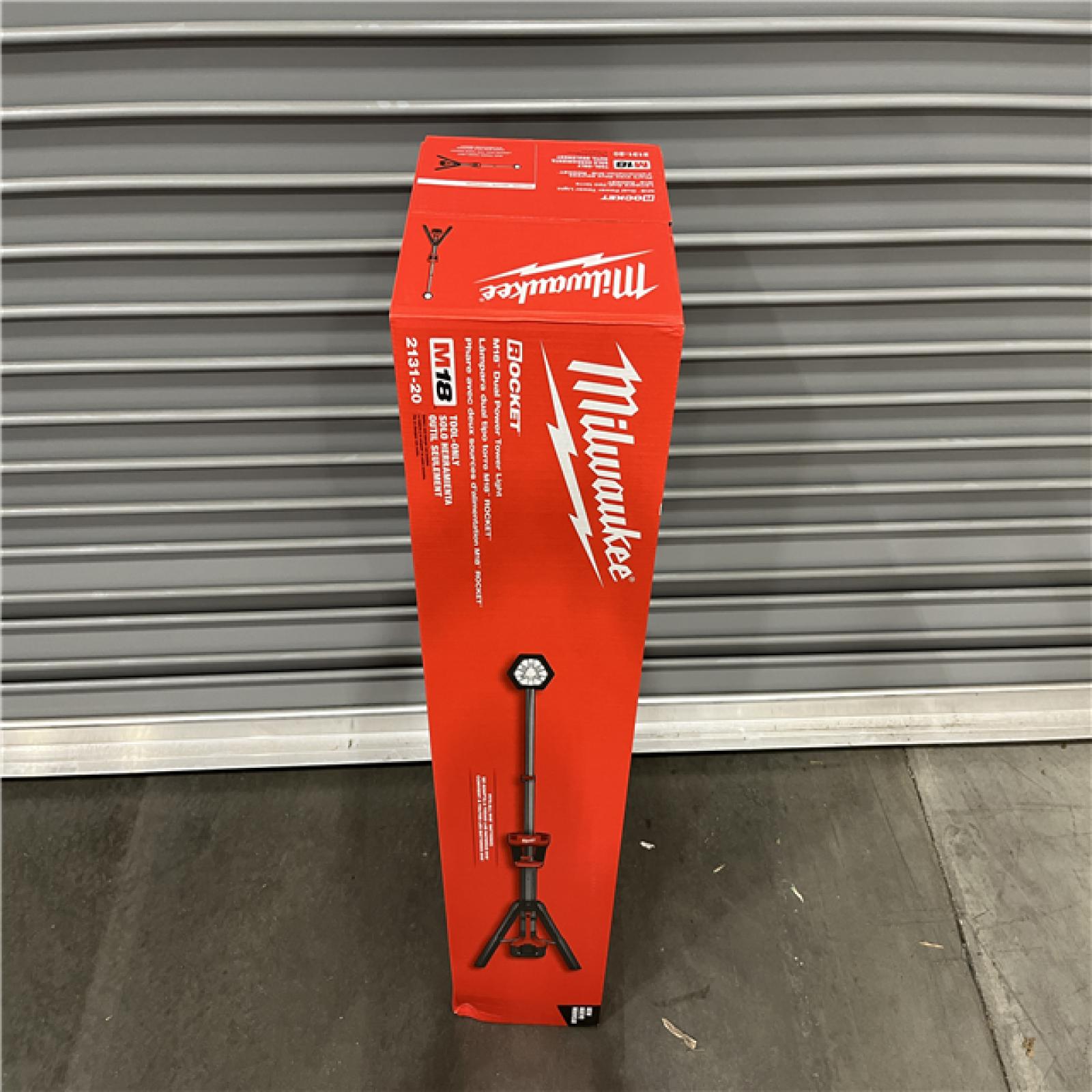 NEW - Milwaukee 18-Volt Lithium-Ion Cordless Rocket Dual Power Tower Light (Tool-Only)