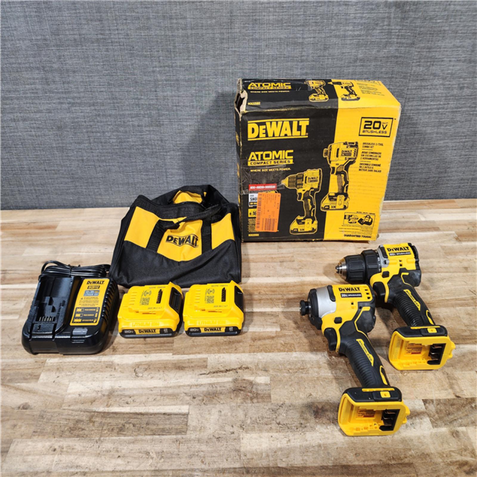 HOUSTON LOCATION - AS-IS DEWALT ATOMIC 20-Volt MAX Lithium-Ion Cordless Combo Kit