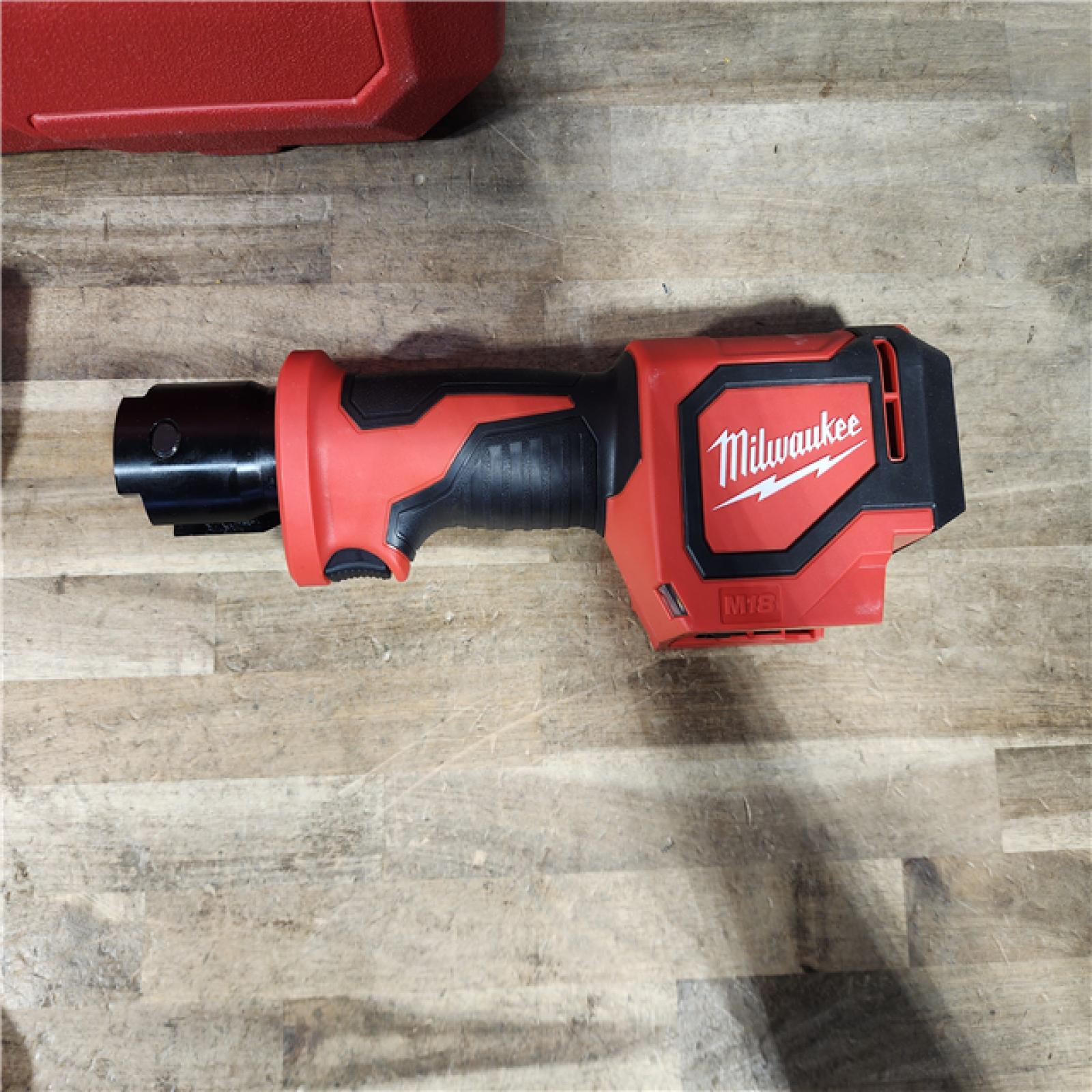 HOUSTON LOCATION - AS-IS Milwaukee M18 18V Lithium-Ion Cordless Short Throw Press Tool Kit