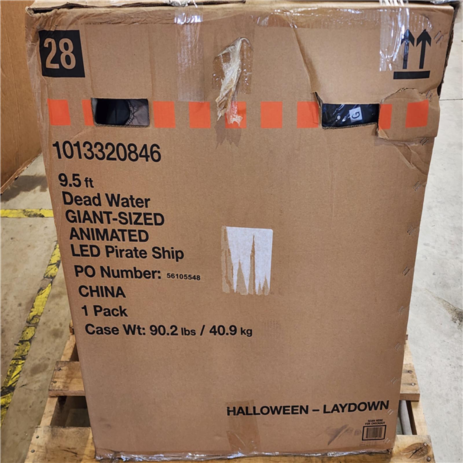 HOUSTON LOCATION - AS-IS DEAD WATER GIANT SIZED ANIMATED PIRATE SHIP