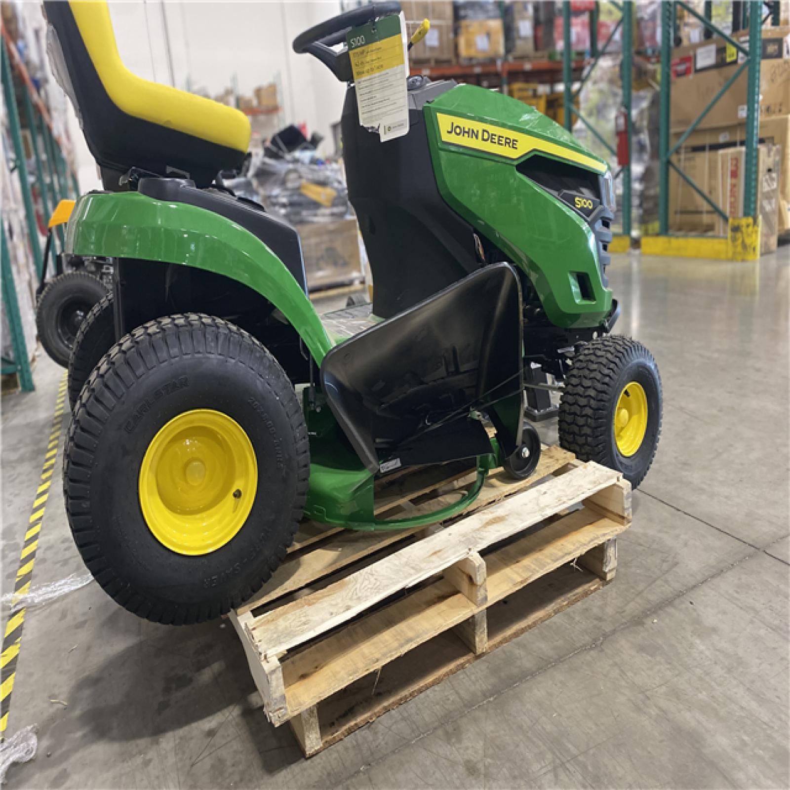 Dallas Location - As-Is  John Deere S100 42 in. 17.5 HP Gas Riding Lawn Mower