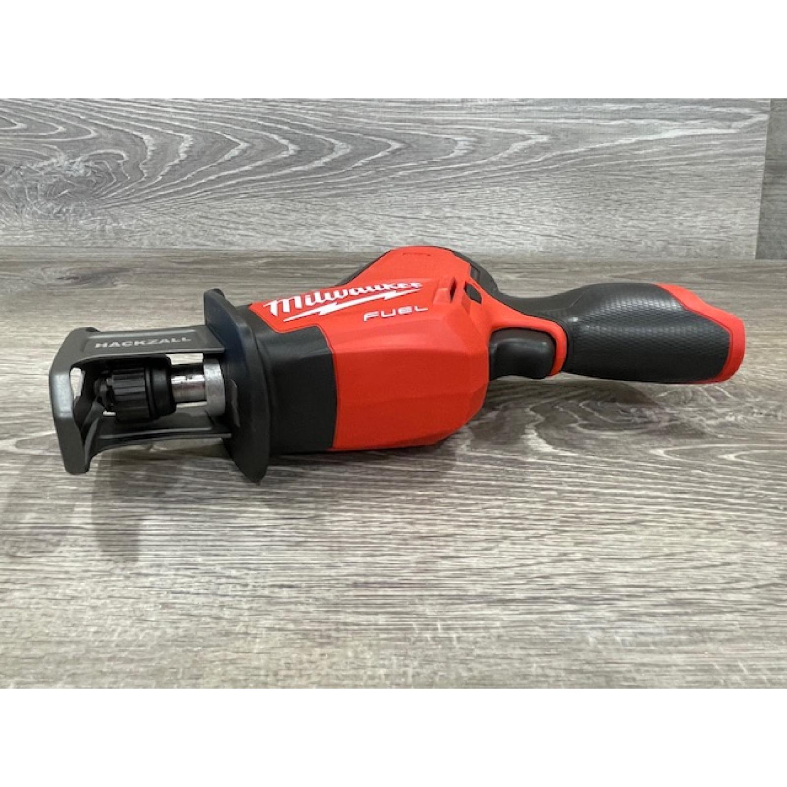 AS-IS Milwaukee FUEL 12V Lithium-Ion Brushless Cordless HACKZALL Reciprocating Saw Kit