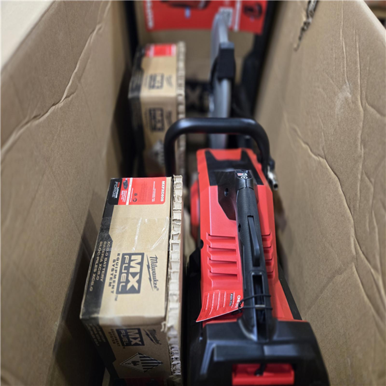 DALLAS LOCATION -Milwaukee MX FUEL Lithium-Ion 14 in. Cut Off Saw Kit with RAPIDSTOP Brake w/ (2) FORGE XC8.0 Batteries & (1) MX FUEL Super Charger