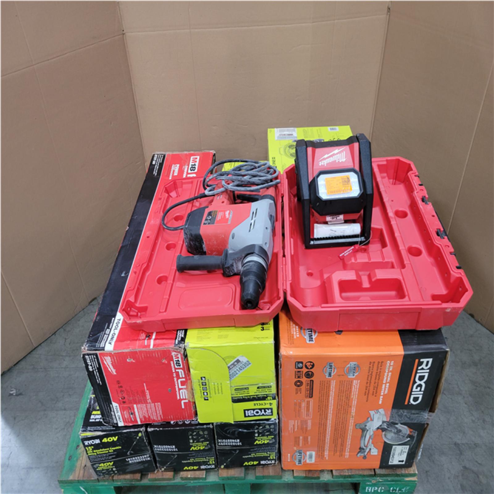 CALIFORNIA AS-IS TOOL PALLET