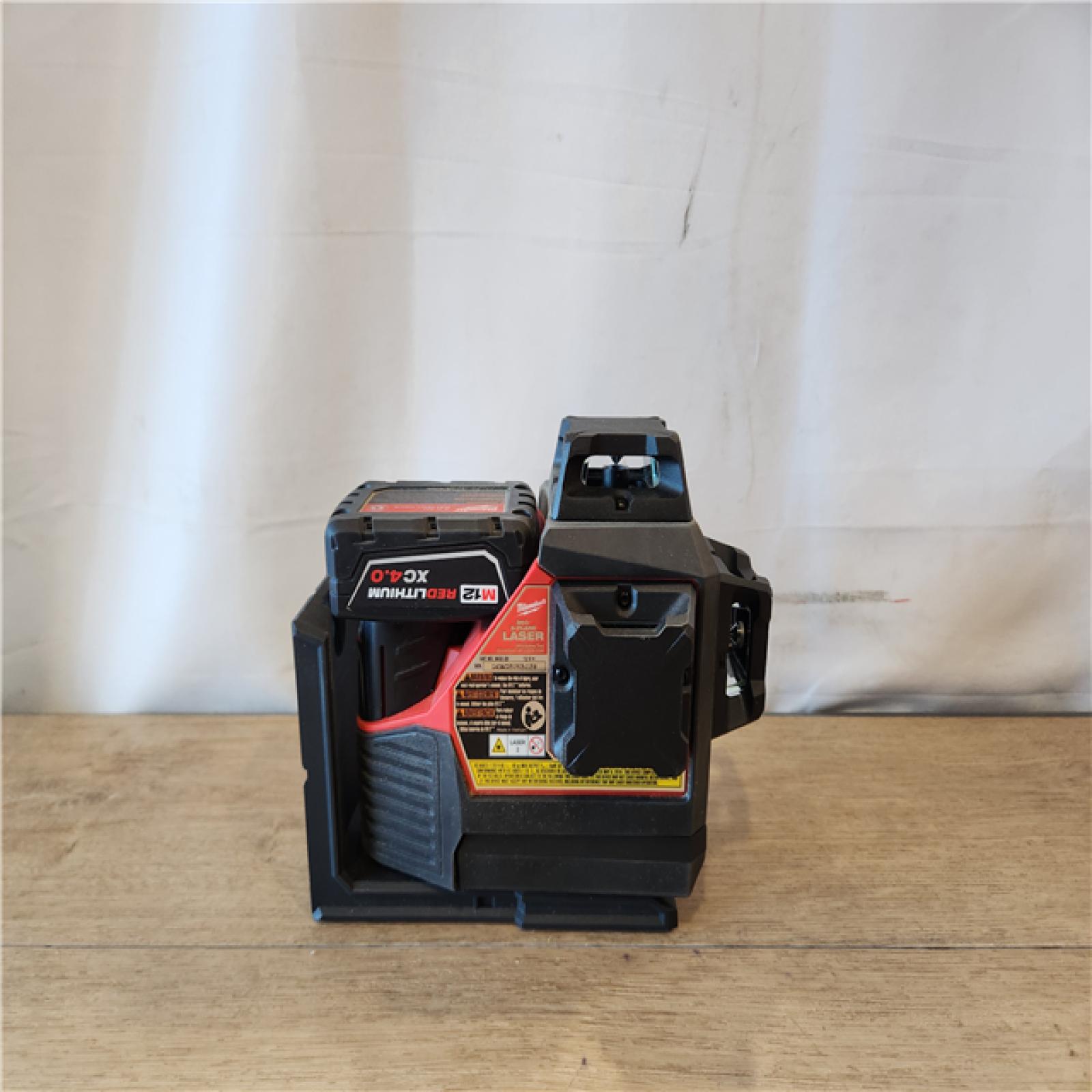 AS-IS- Milwaukee-M12 Green Beam Laser 360° 3-Plane Kit