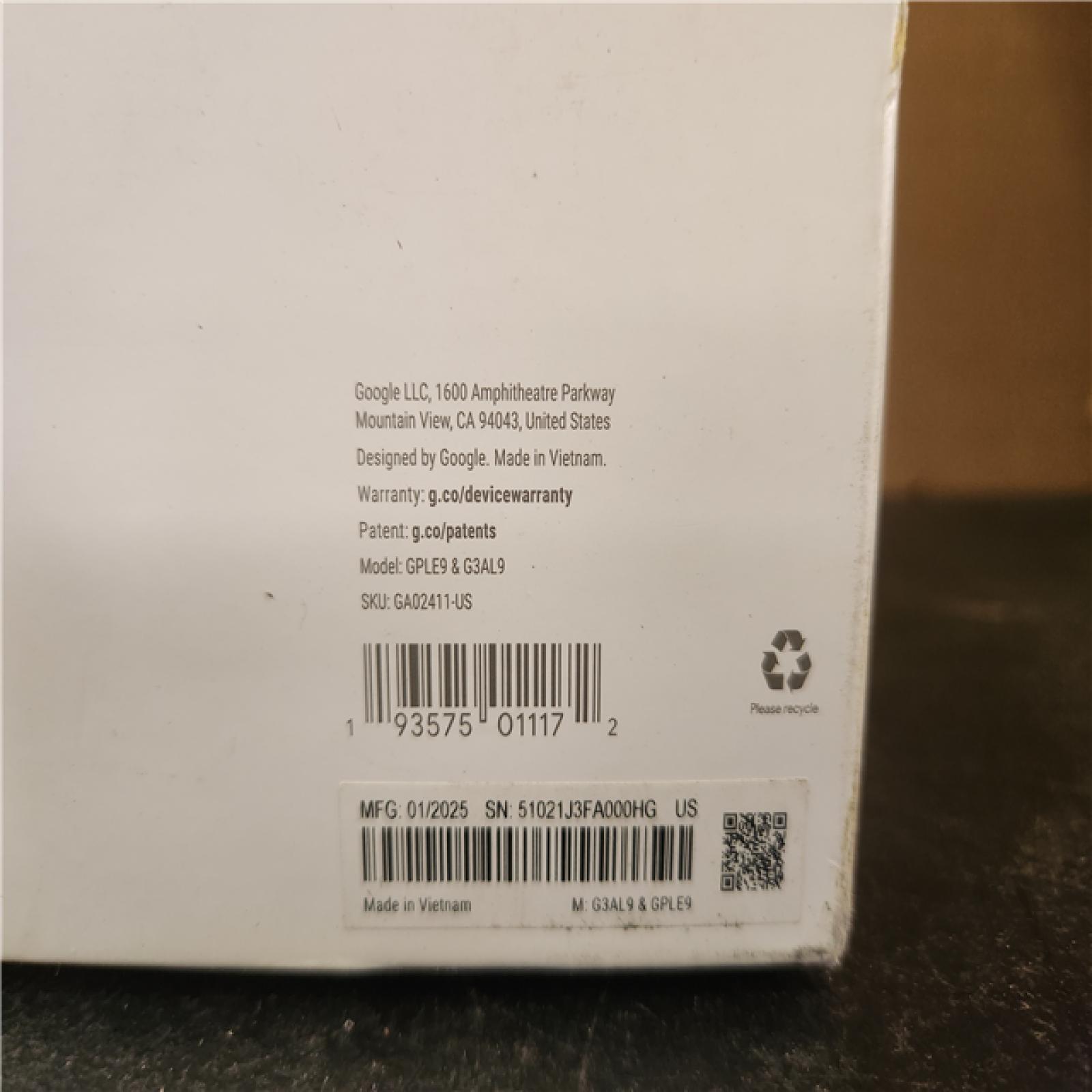 Phoenix Google Nest Cam with Floodlight - Wired Outdoor Smart Home Security Camera