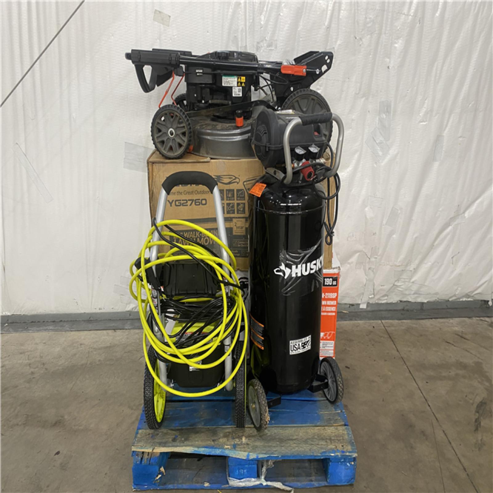 Houston Location AS IS - outdoor pallet