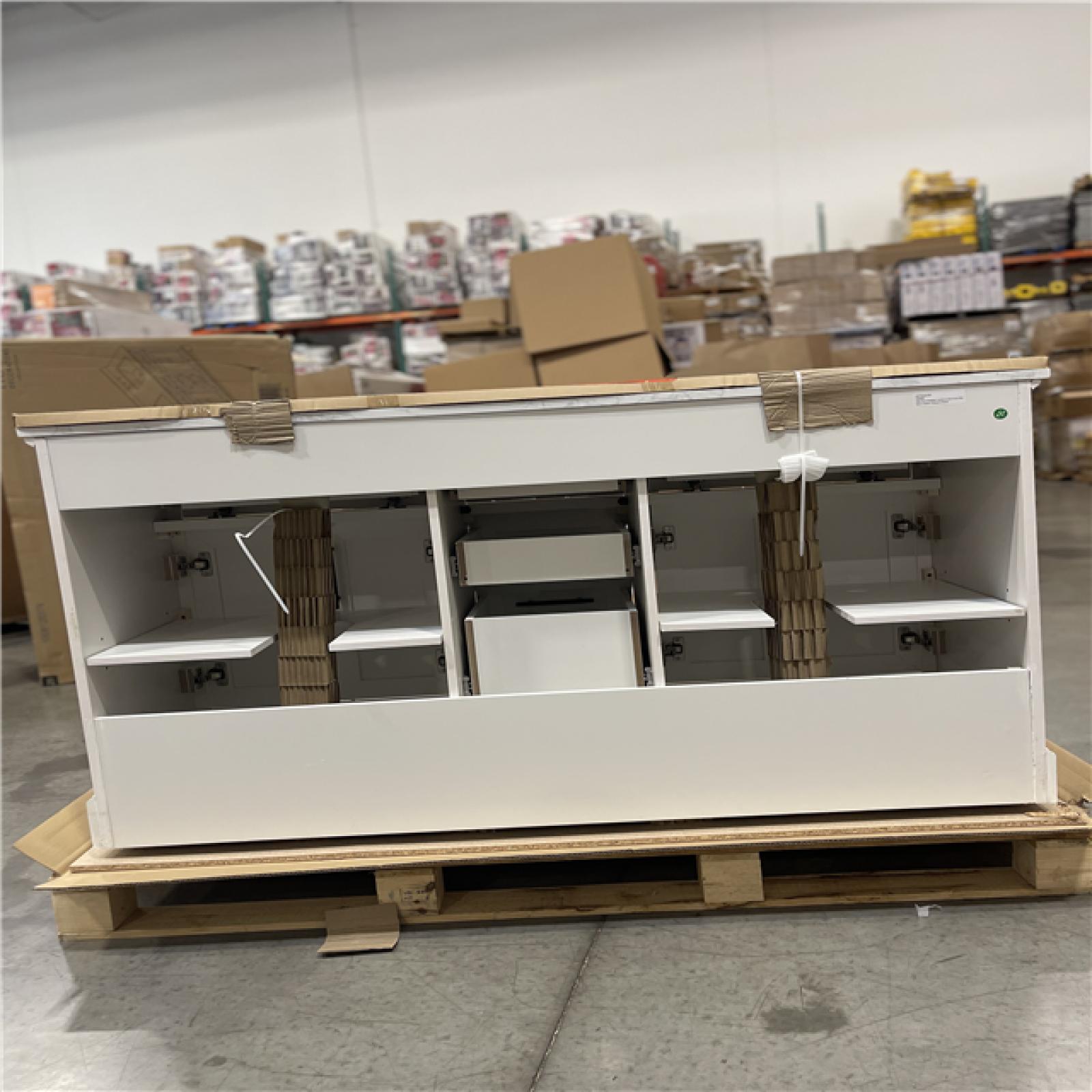 DALLAS LOCATION- HOME DECORATIONS COLLECTION Doveton 60in White- Bathroom Vanity