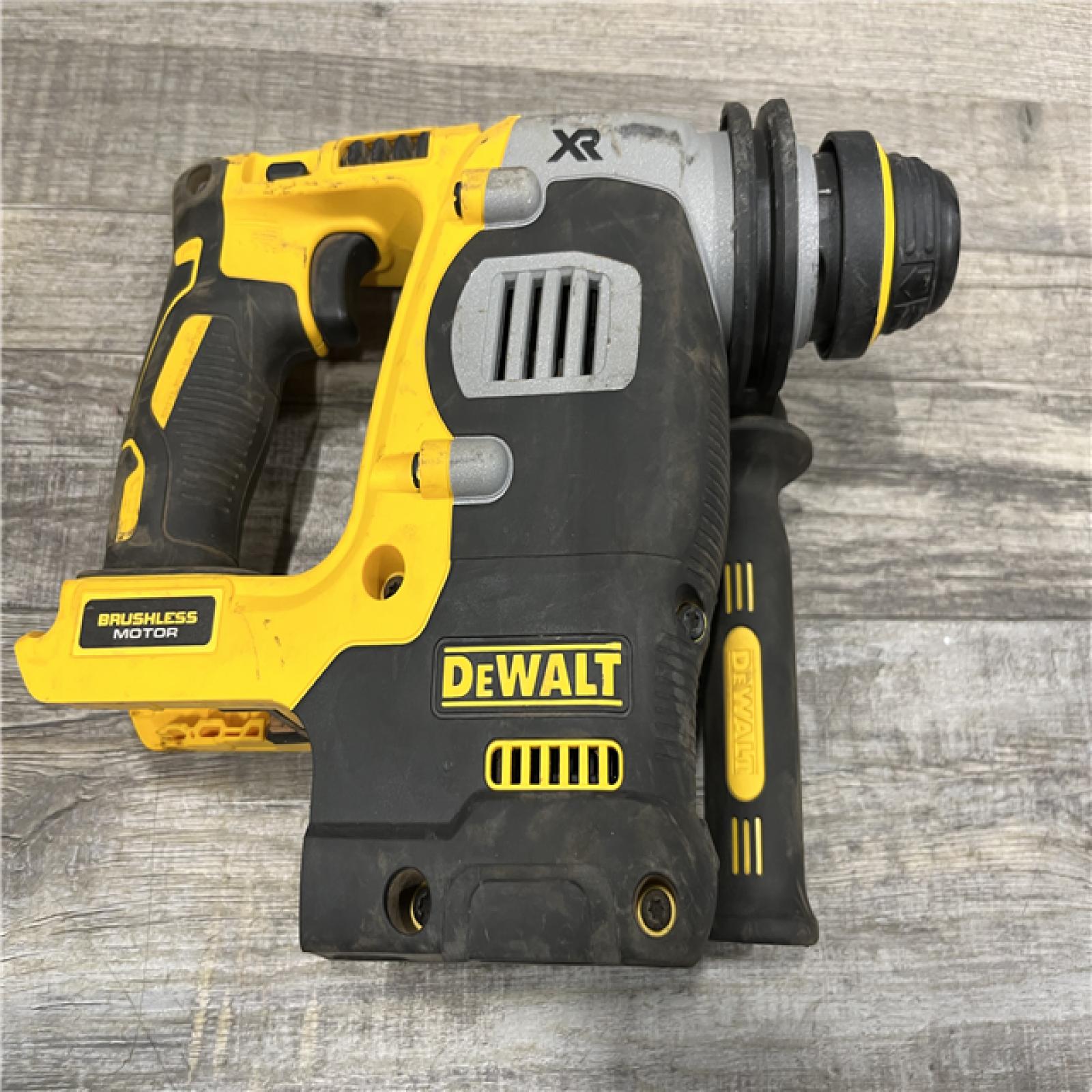 AS-IS DEWALT 20V MAX XR Cordless Brushless 1 in. SDS Plus L-Shape Rotary Hammer (Tool Only)