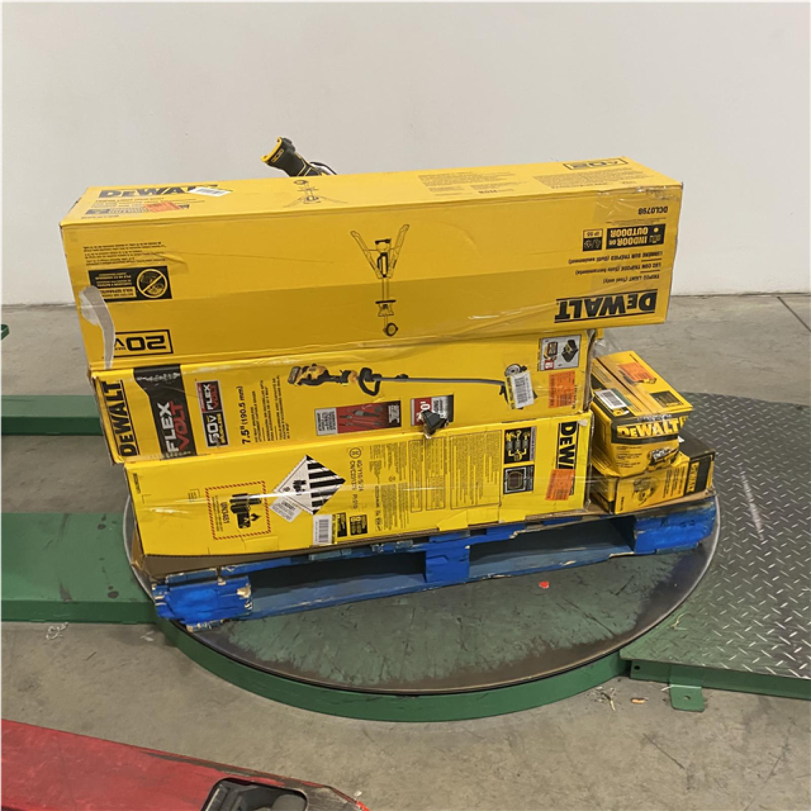 Dallas Location - As-Is Tool Pallet