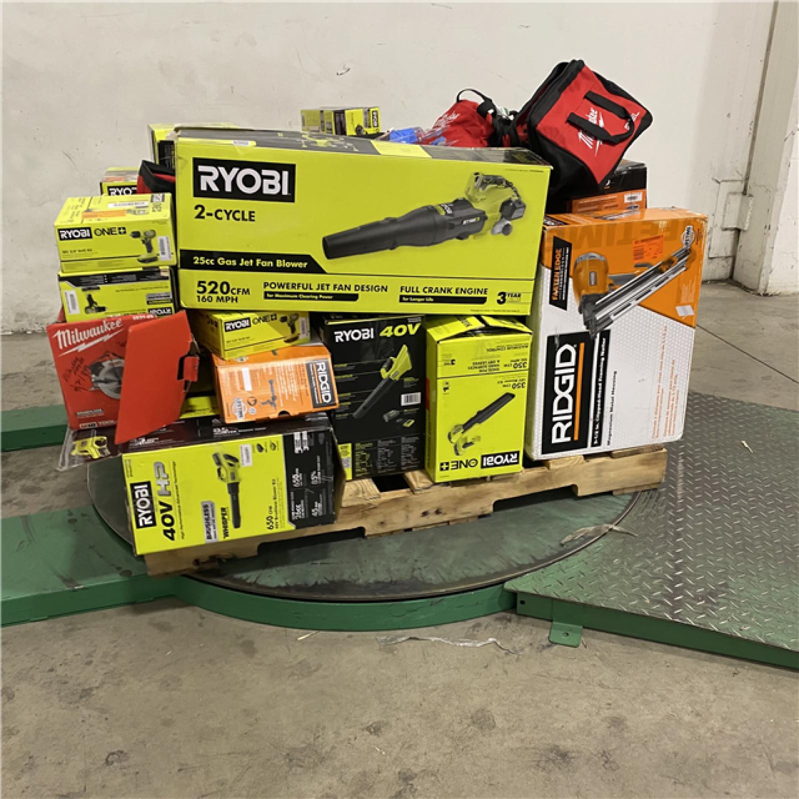 Dallas Location - As-Is Tool Pallet