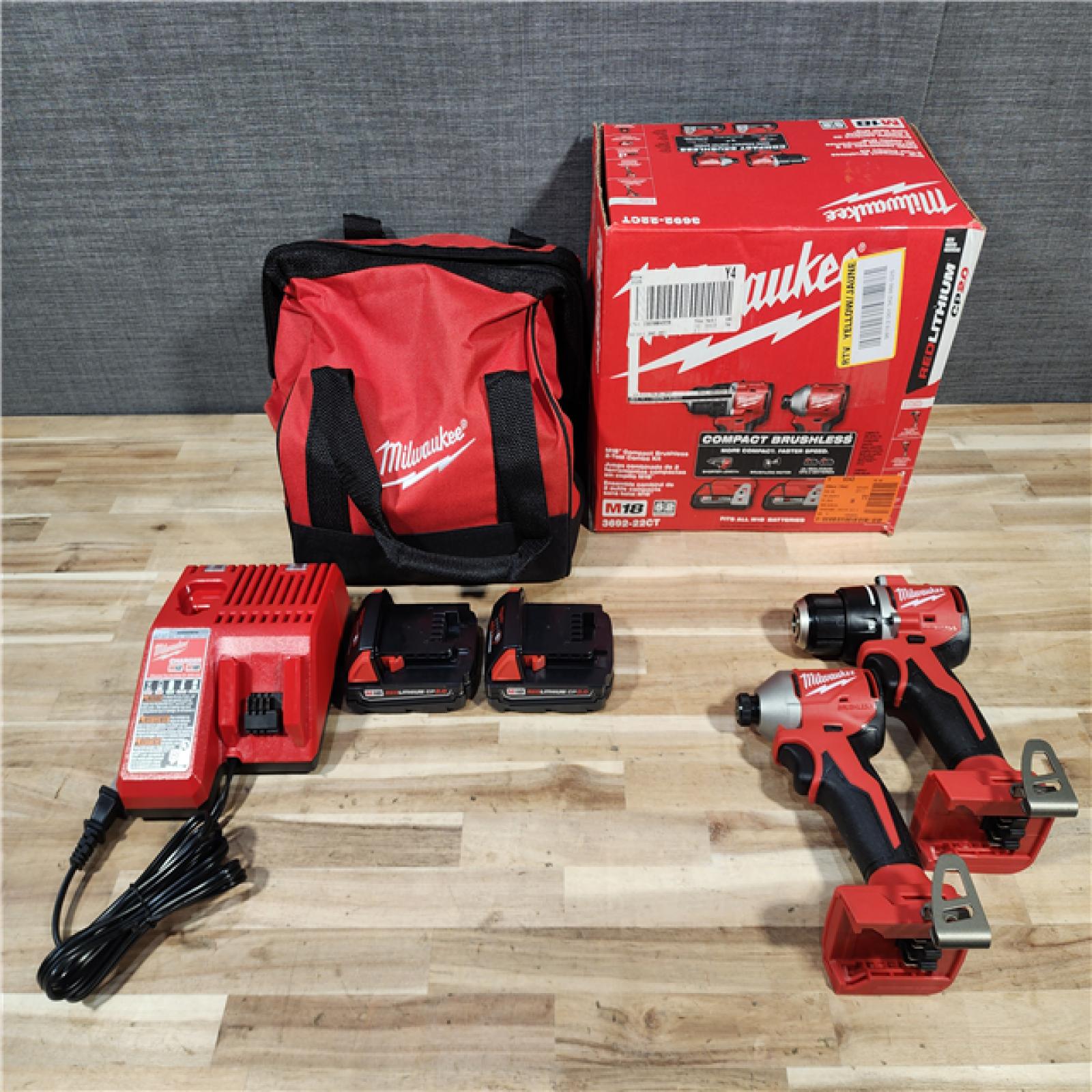 HOUSTON LOCATION - AS-IS Milwaukee 18V Lithium-Ion Brushless Cordless Compact Drill/Impact Combo Kit