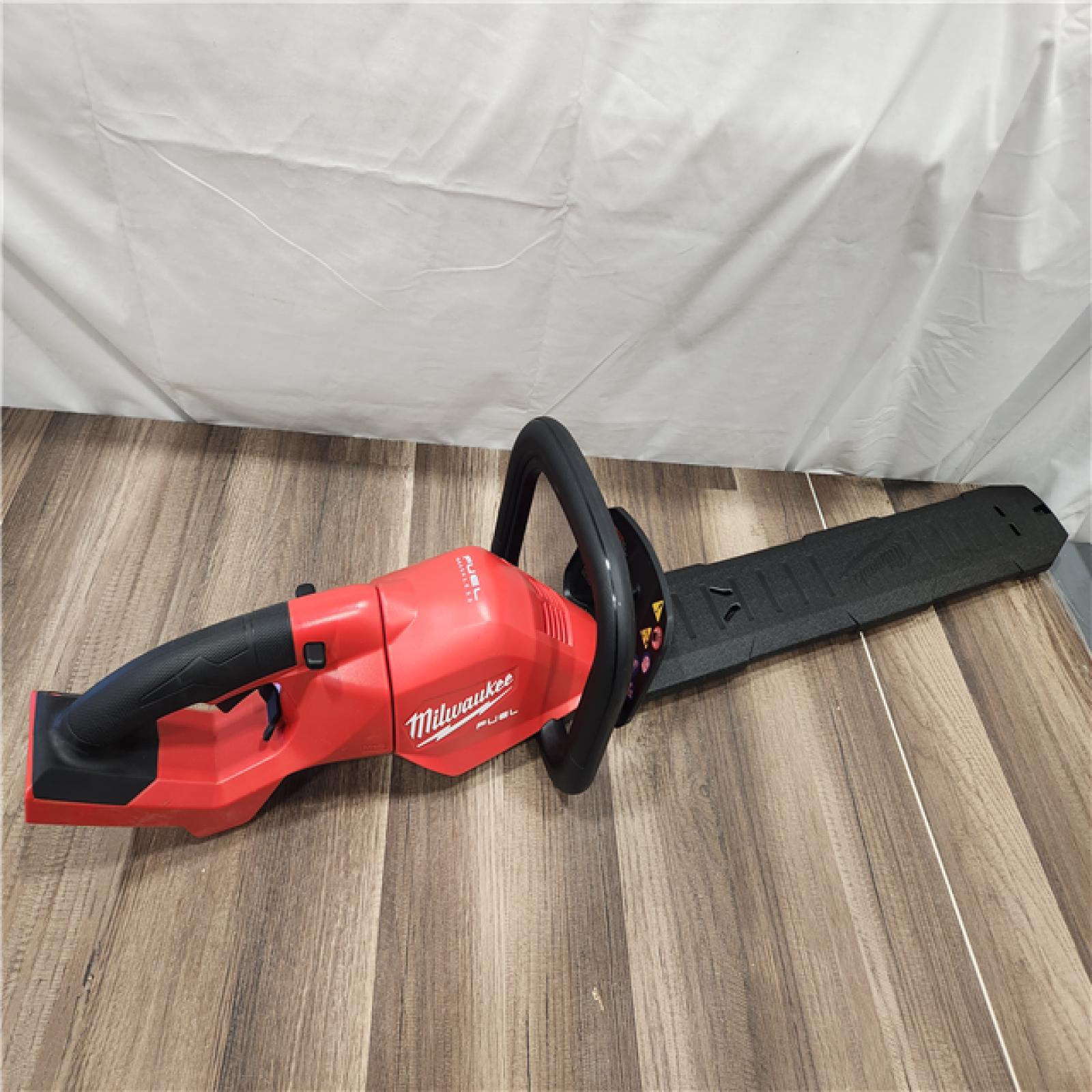 AS-IS- Milwaukee M18 FUEL 24 Hedge Trimmer (TOOL ONLY)