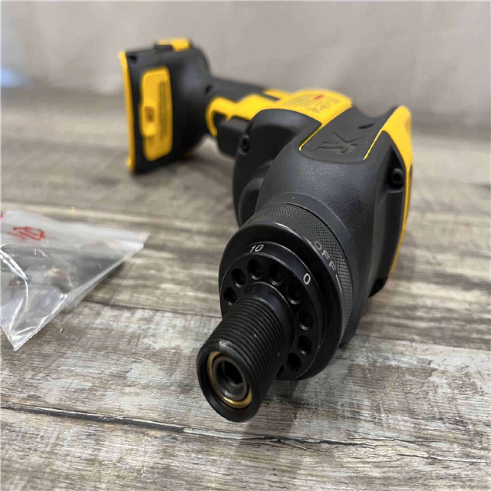 AS-IS DEWALT 20V MAX XR Cordless Brushless Drywall Screw Gun Threaded Clutch Housing (Tool Only)