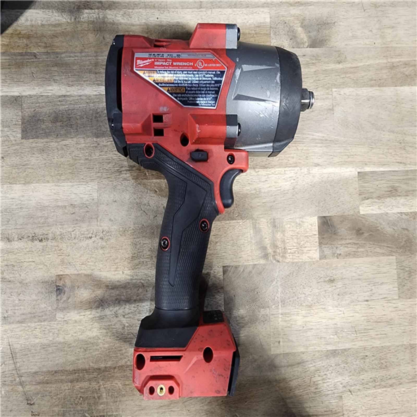 HOUSTON LOCATION - AS-IS Milwaukee M18 1/2 in. Cordless Brushless High Torque Impact Wrench Kit (Battery & Charger)