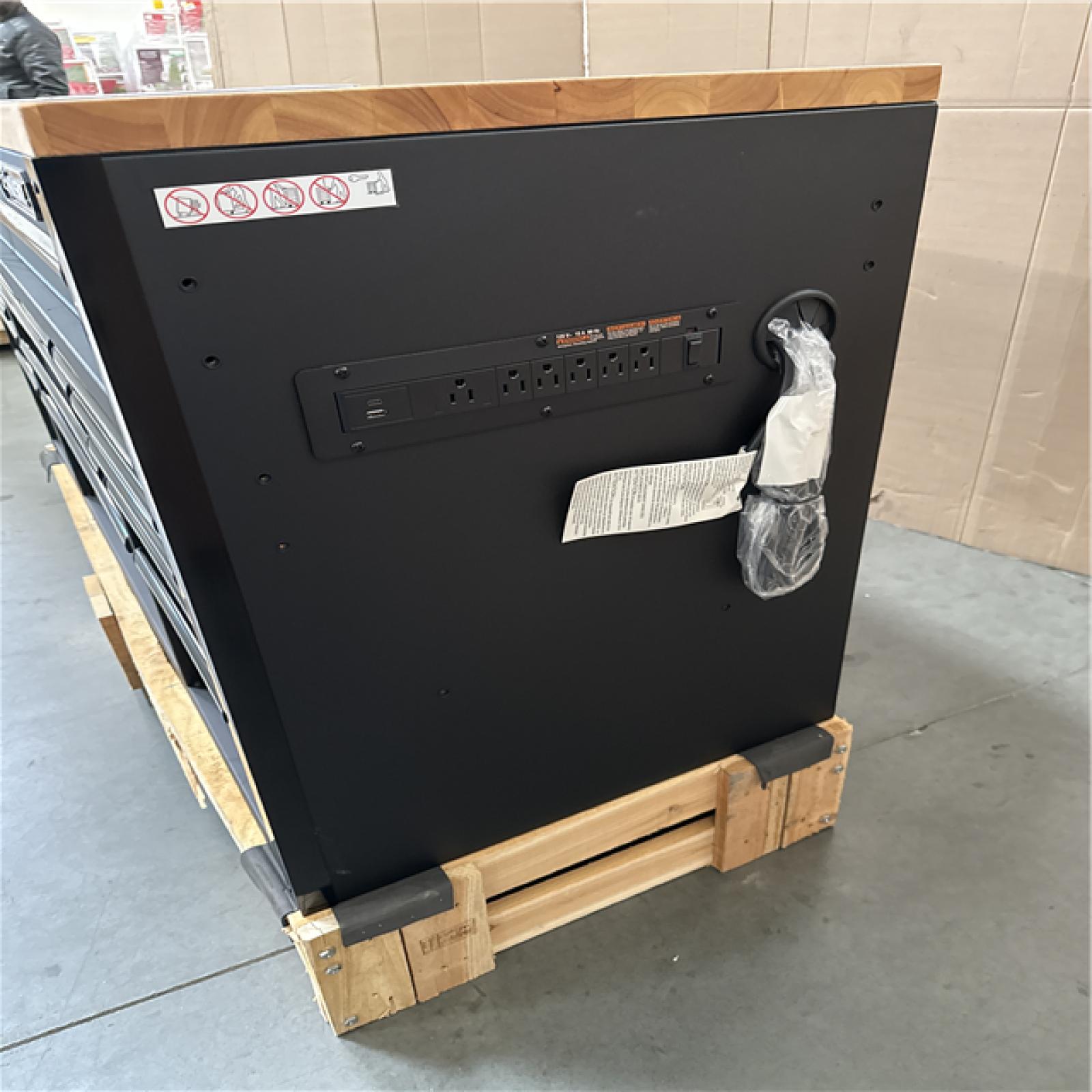 California AS-IS HUSKY 15-Drawer Mobile Work Bench