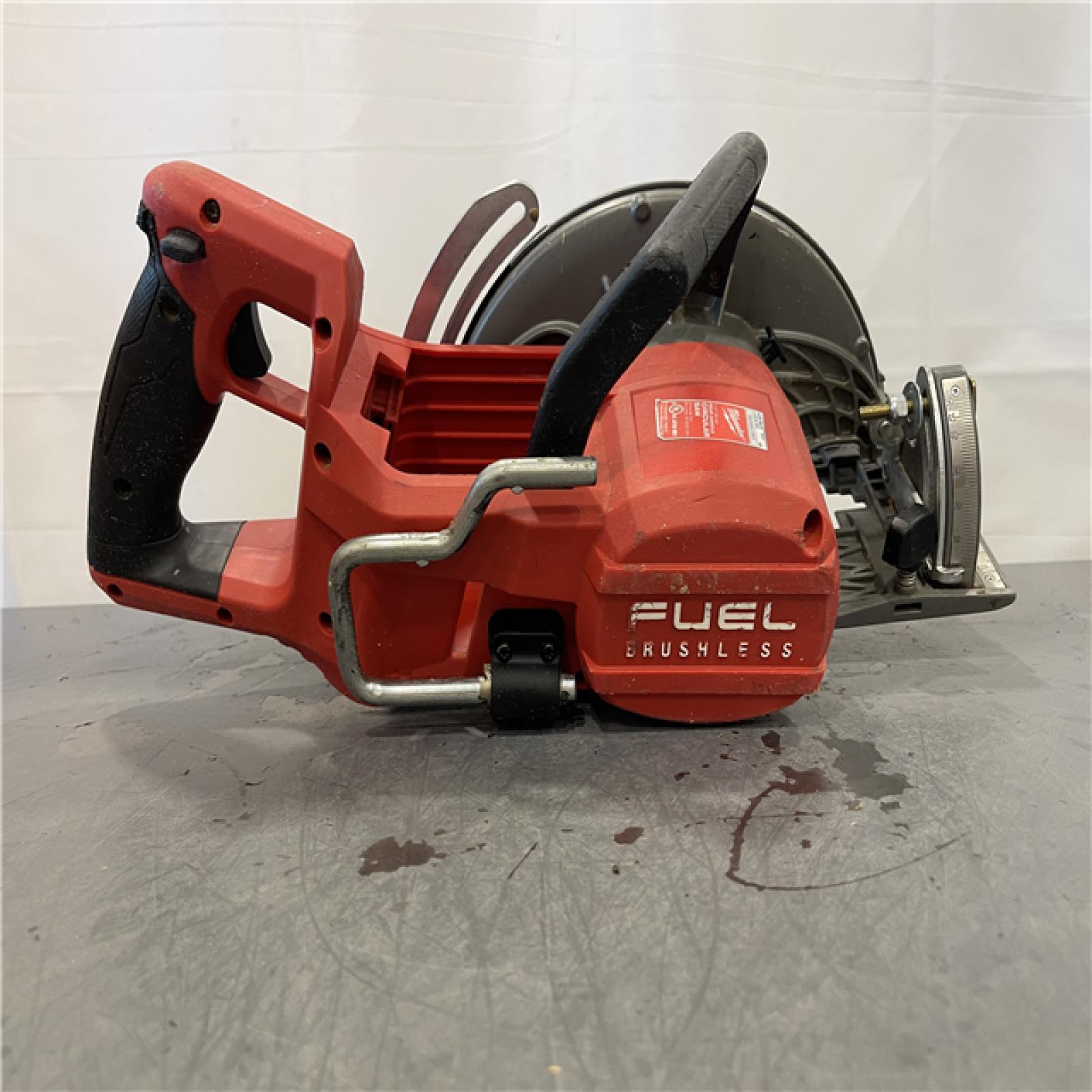 AS-IS - MILWAUKEE M18 FUEL 18V Lithium-Ion Cordless 7-1/4 in. Rear Handle Circular Saw