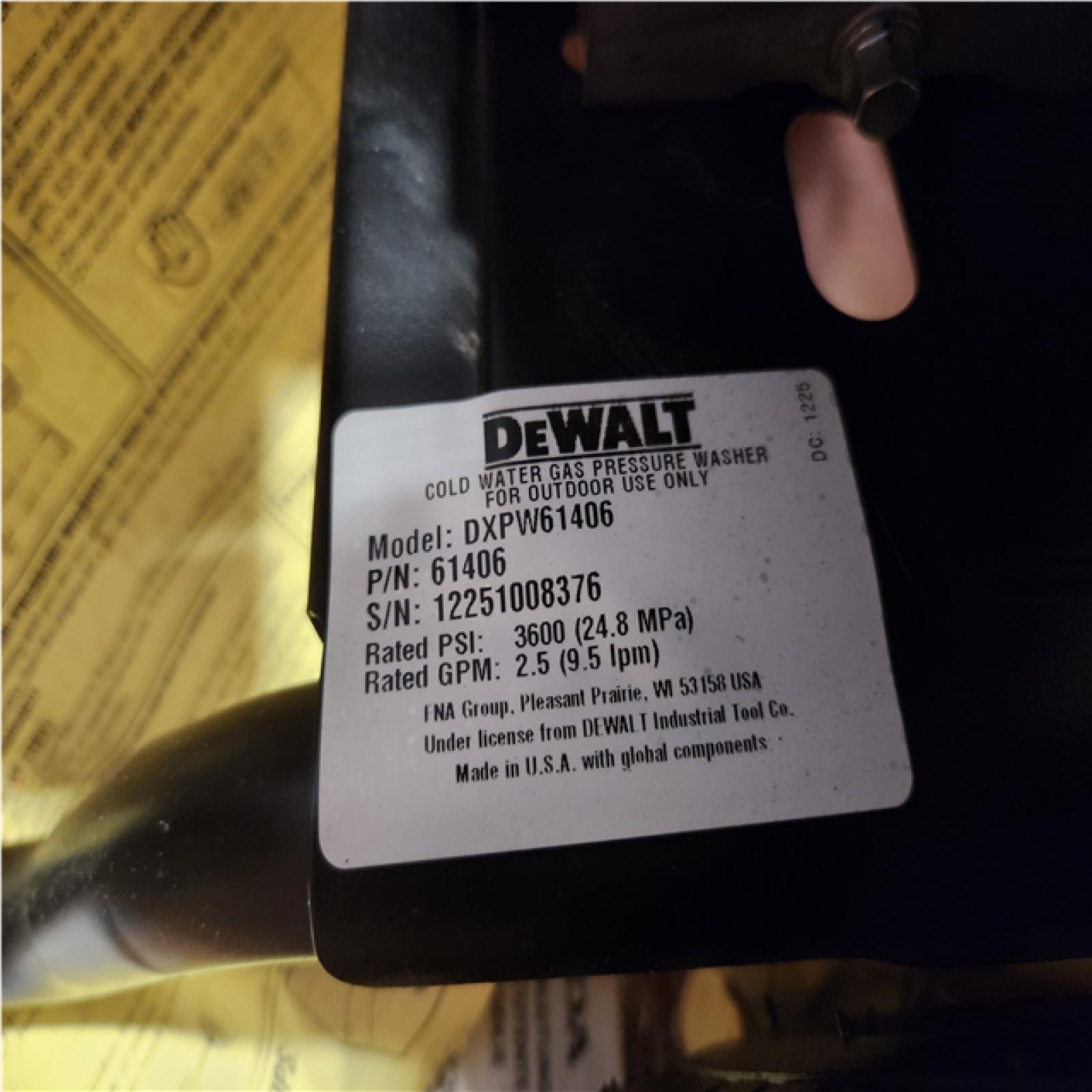 Phoenix NEW DEWALT 3600 PSI 2.5 GPM Cold Water Gas Professional Pressure Washer with HONDA GX200 Engine