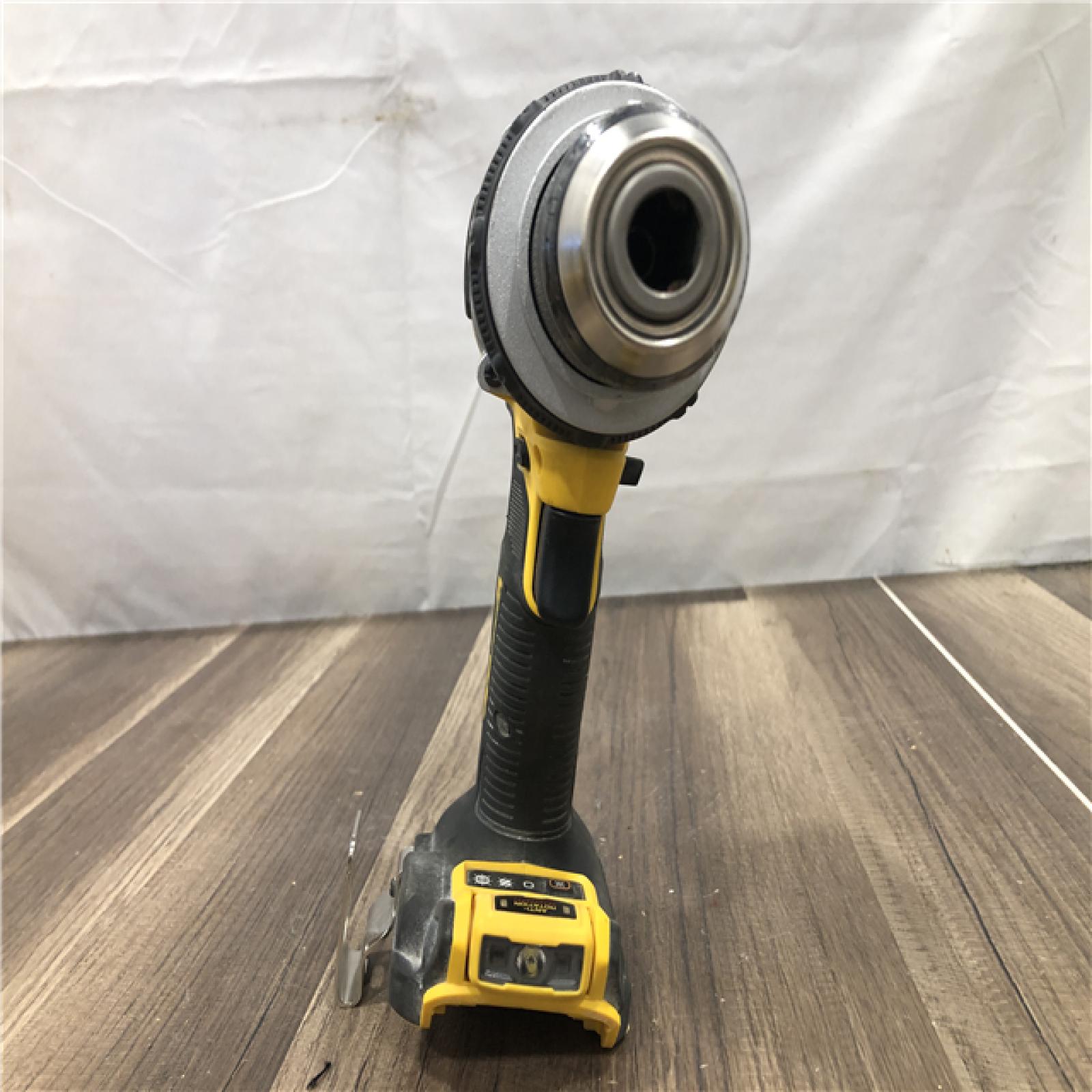 AS-IS DEWALT Atomic 20V Max Lithium-Ion Brushless Cordless Compact 1/4 in. Impact Driver Kit