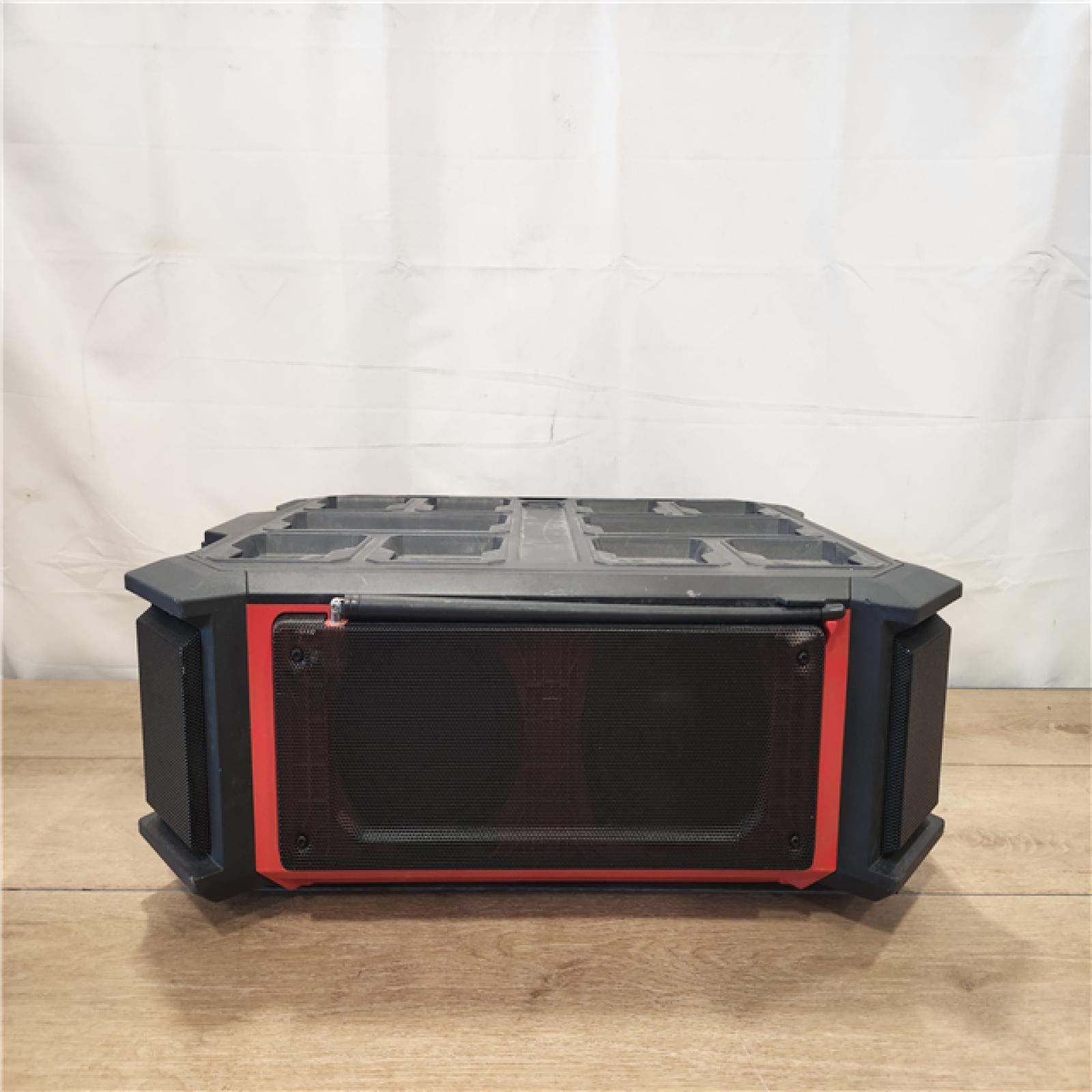 AS-IS- M18 Radio Packout De 18v (sÃ“lo Herramienta)