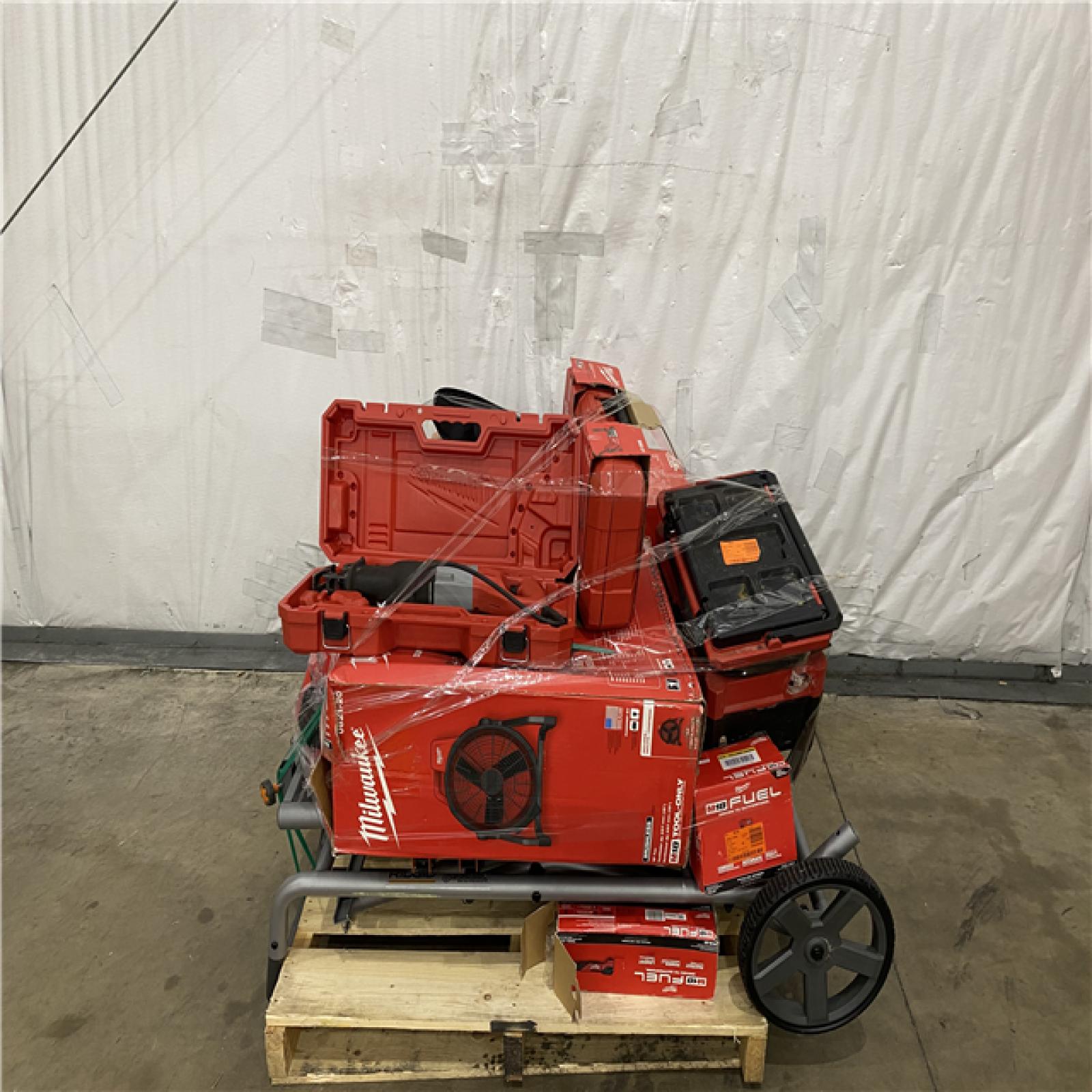 Houston Location AS IS - Tool Pallet